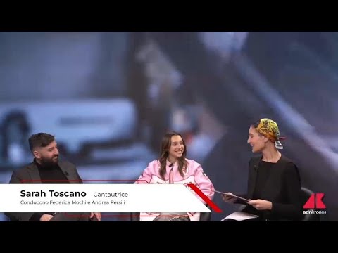 Sarah Toscano sogna un duetto con Elodie ed Emma: “Ma a Sanremo ci torno con il pezzo giusto”