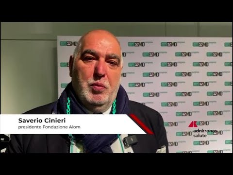 Tumori:  Cinieri (Aiom), ‘abbiamo nuovi strumenti contro cancro seno triplo negativo’