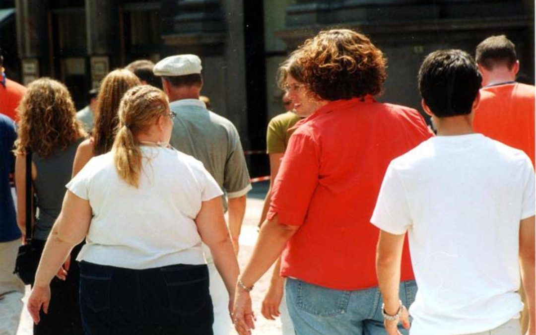 Cancro in aumento tra giovani e anziani: è correlato all’obesità, lo studio