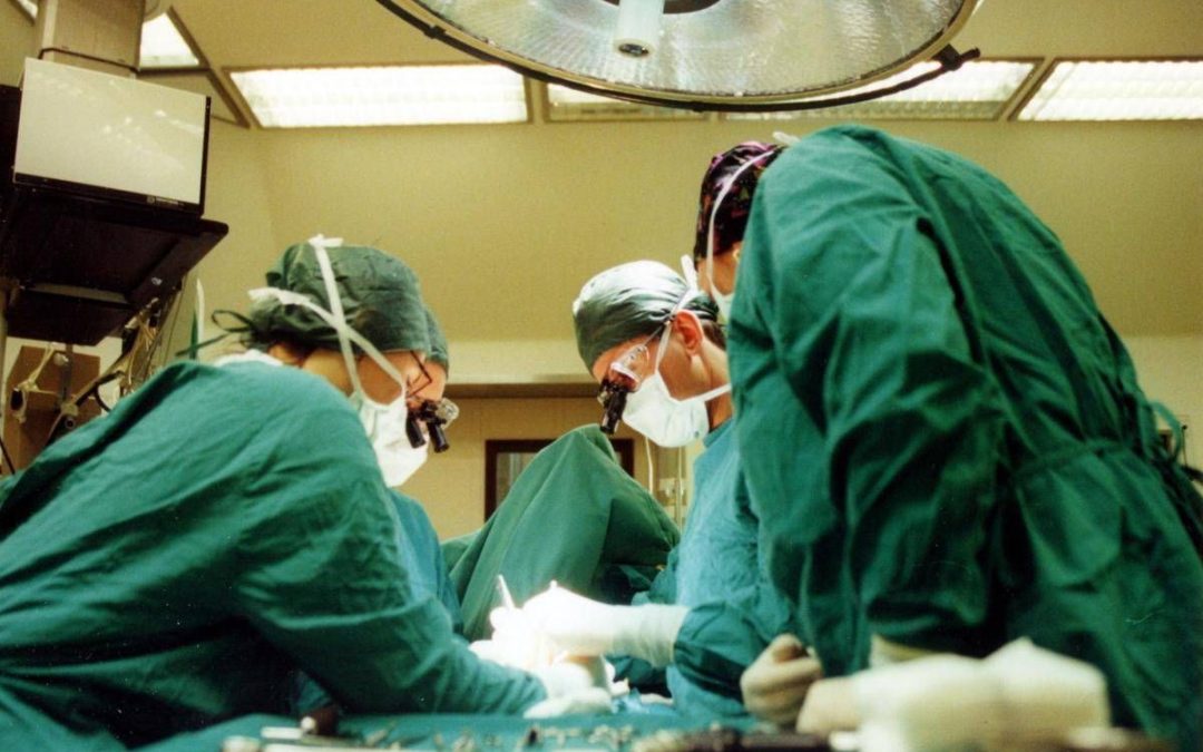 Turchia e Albania prime mete ritocchi all’estero low cost, ecco le complicanze più frequenti