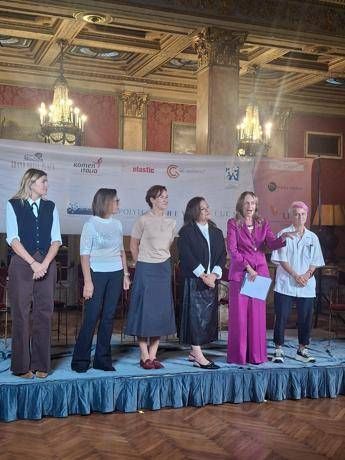 A Roma ‘Bra Day’ Sicpre 2025, vedersi ‘come prima’ del tumore al seno importante per tornare alla vita