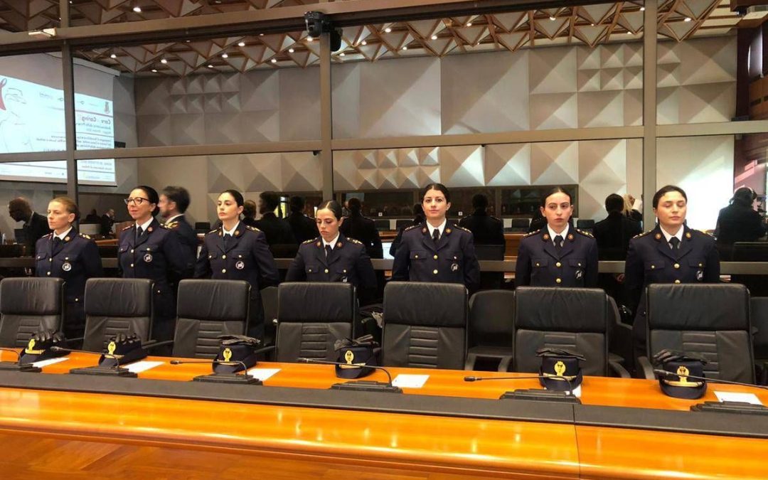 Cancro seno, le giovani poliziotte si confermano ambasciatrici di prevenzione