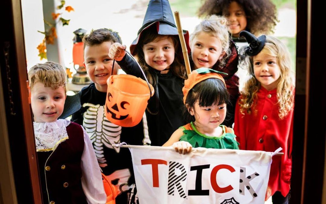 Per Halloween sì a trucchi e maschere ma occhio alla salute, i consigli del pediatra