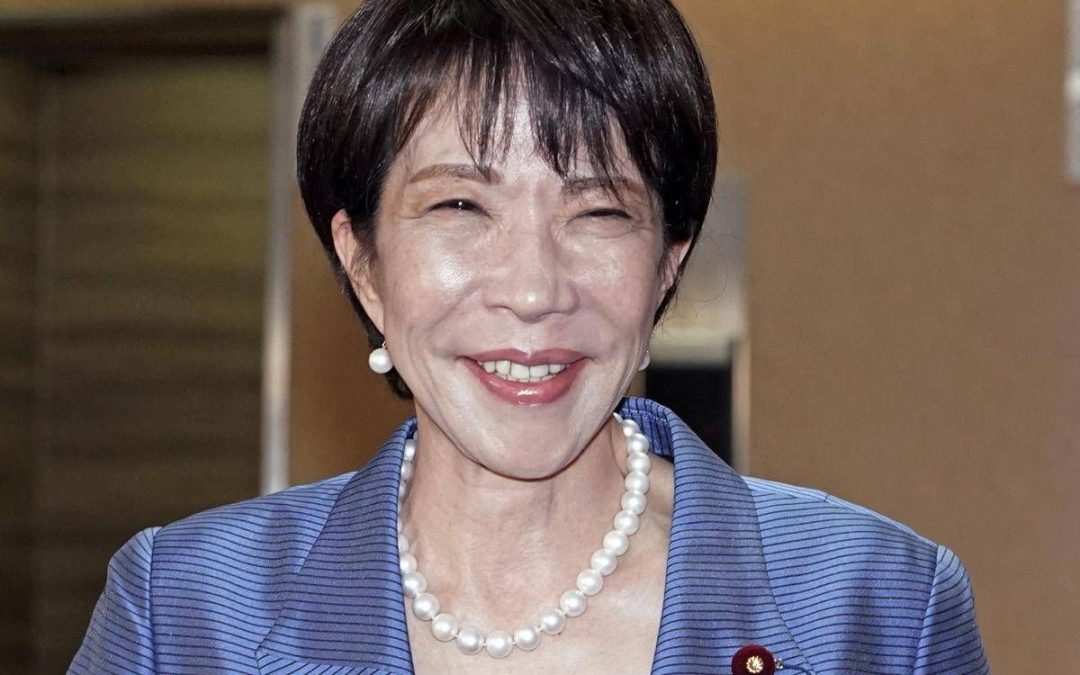 Sanae Takaichi, Iron Maiden nel cuore e la ‘scuola’ di Shinzo Abe: chi è la prima donna premier del Giappone