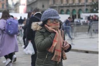 Temperature giù in Italia, perché alcune persone soffrono di più il freddo e quando preoccuparsi