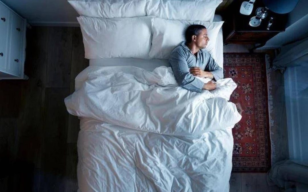 Apnee notturne, il legame con ictus e demenza: i rischi