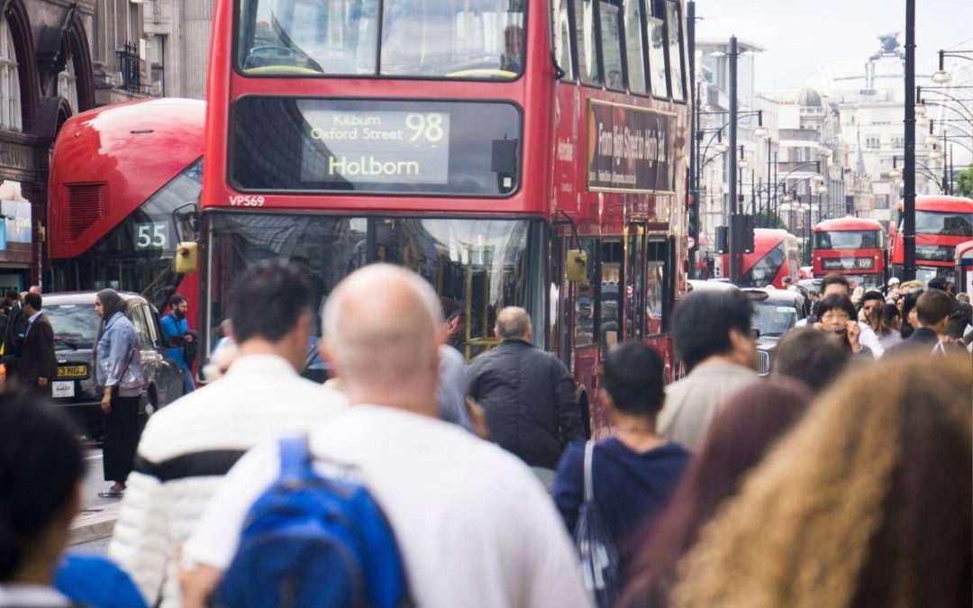 Super influenza in Uk: scuole a rischio lockdown e ospedali in tilt
