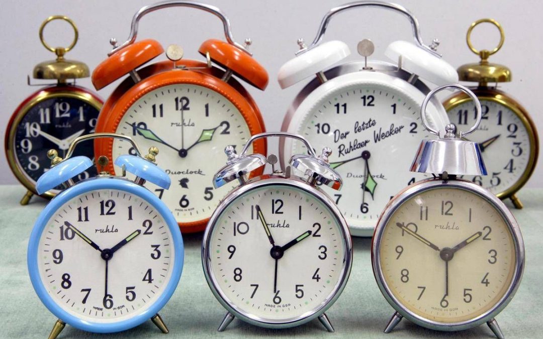 Ora solare, un piccolo jet lag per l’organismo: orologio biologico da riadattare